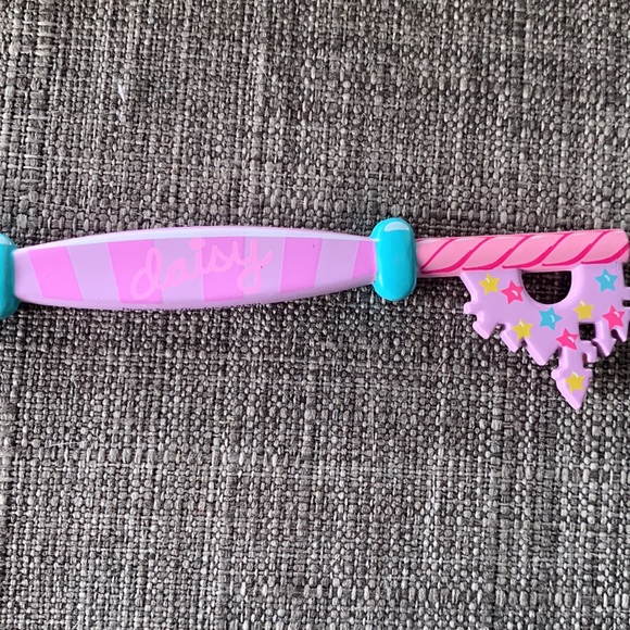 Disney Foodie Series Key - Daisy mystery key - Picture 3 of 4